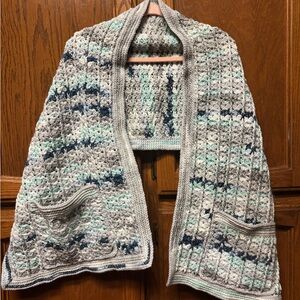 Cozy Multicolor Crocheted Shawl with pockets